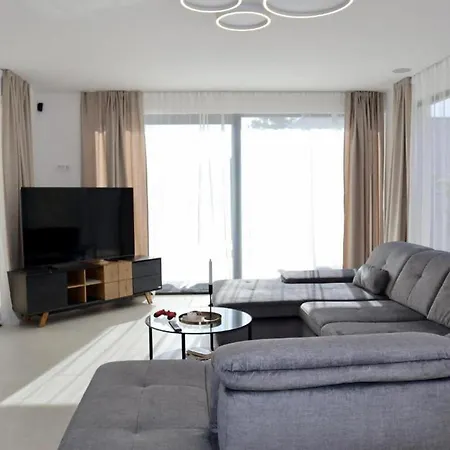 Olynthia * Рогач